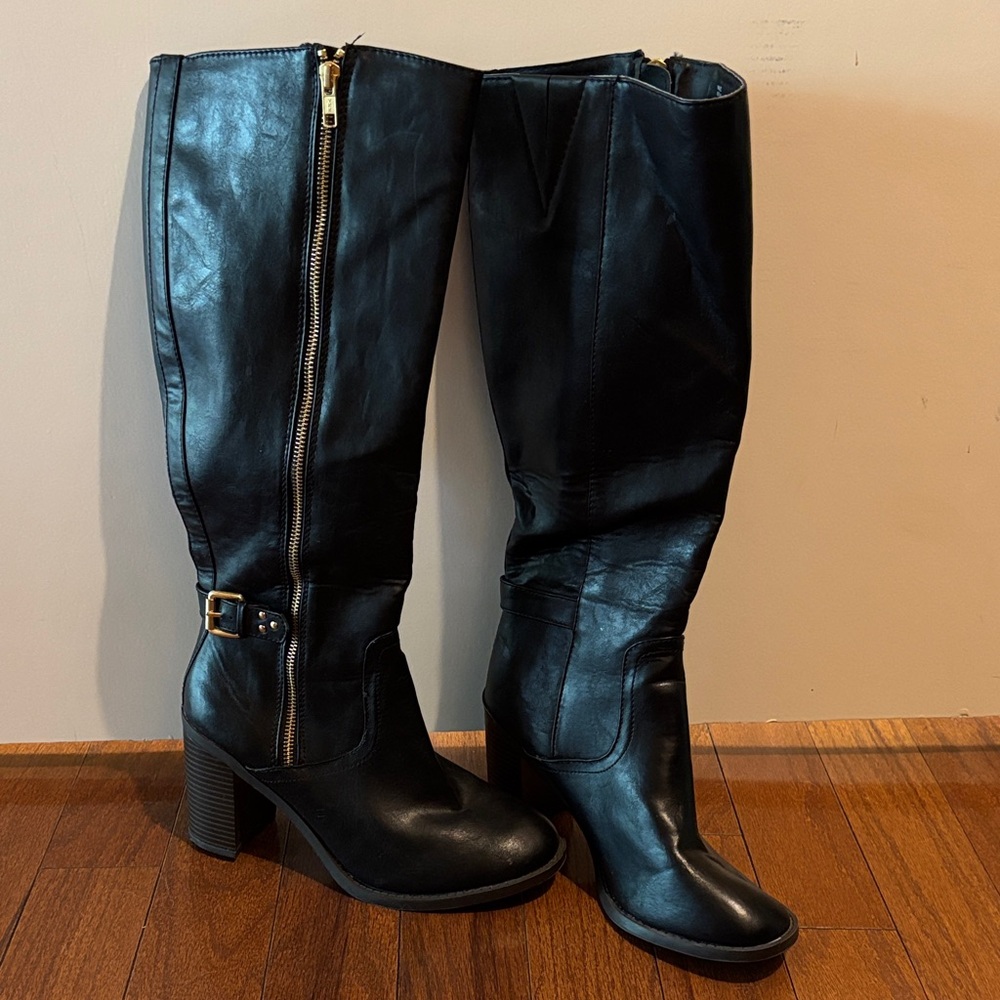 LC Lauren Conrad Black Heeled Boots